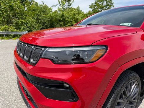 Used 2022 Jeep Compass Limited w/ (RED) Package AWD/4WD image 9