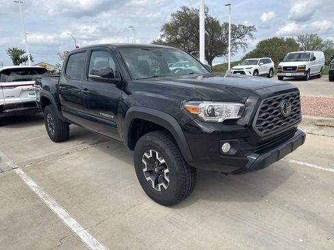Certified 2023 Toyota Tacoma TRD Off-Road RWD image 3