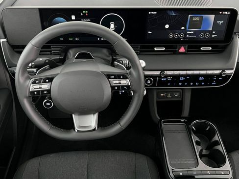 New 2025 Hyundai Ioniq 5 SE image 17
