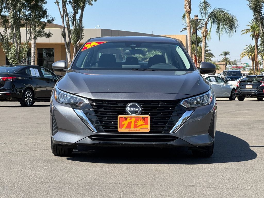 Used 2024 Nissan Sentra SV FWD image 8