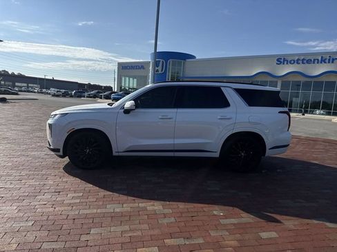 Used 2025 Hyundai Palisade Calligraphy AWD/4WD image 3