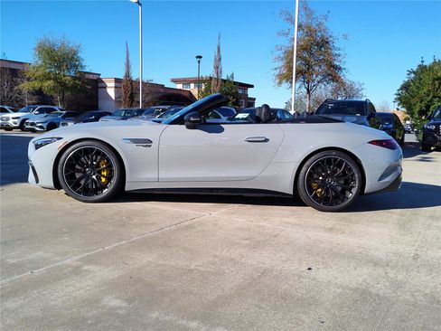 Used 2022 Mercedes-Benz SL 63 AMG 4MATIC image 4