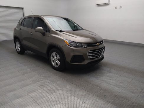 Used 2020 Chevrolet Trax LS image 13