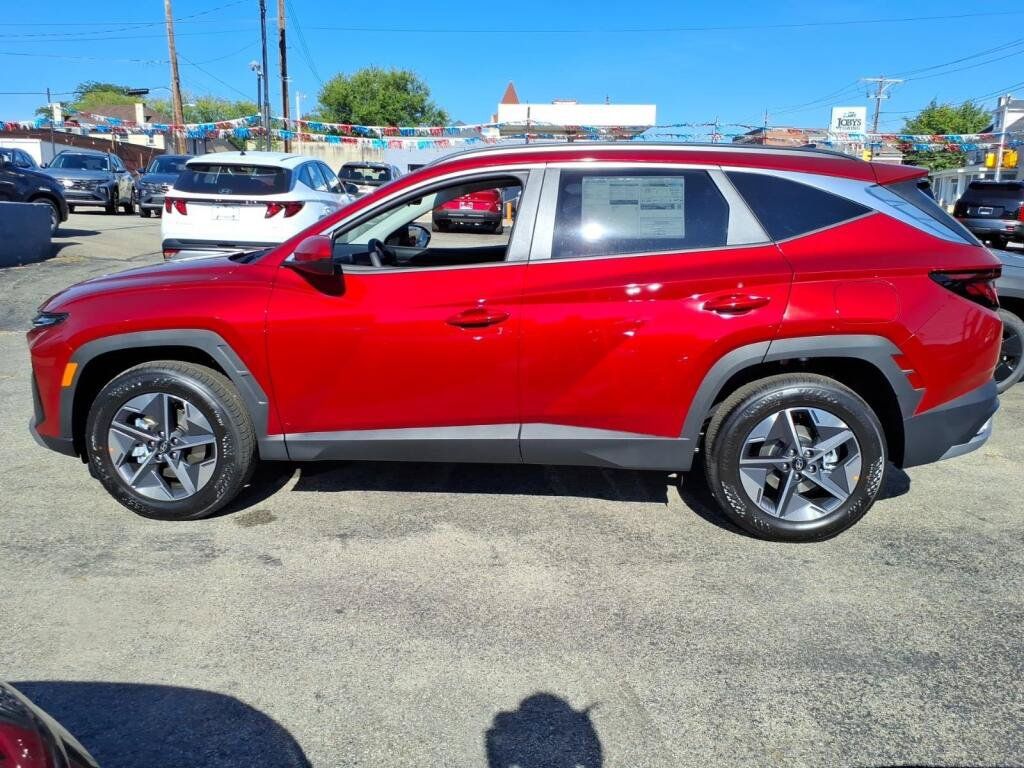 New 2026 Hyundai Tucson SEL Plus AWD/4WD image 2