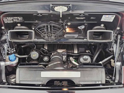 Used 2009 Porsche 911 Carrera S image 28