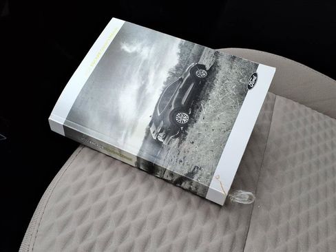 Used 2022 Ford Escape SE w/ Convenience Package image 26