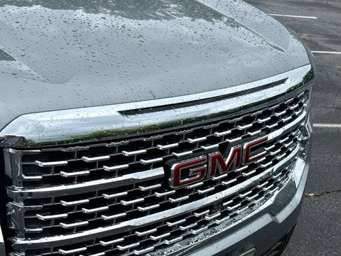 Used 2023 GMC Acadia Denali w/ Denali Ultimate Package FWD image 14