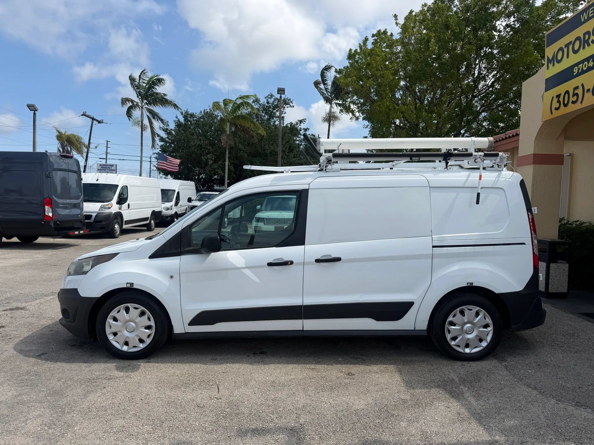Used 2016 Ford Transit Connect XL FWD image 3