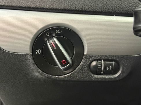 Used 2014 Volkswagen Jetta GLI image 26