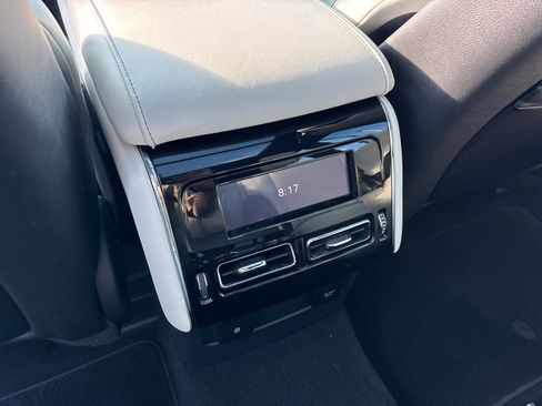 Certified 2025 Lincoln Aviator Black Label AWD/4WD image 32