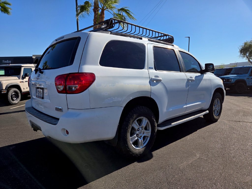 Used 2008 Toyota Sequoia SR5 w/ Towing Pkg AWD/4WD image 6