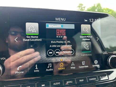 Used 2024 Nissan Pathfinder Platinum w/ Cargo Package image 36