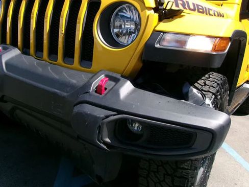 Used 2020 Jeep Wrangler Unlimited Rubicon AWD/4WD image 2