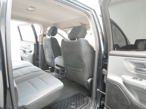 Used 2019 RAM 1500 Big Horn image 29