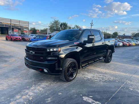 Used 2021 Chevrolet Silverado 1500 LT Trail Boss w/ Convenience Package II AWD/4WD image 7