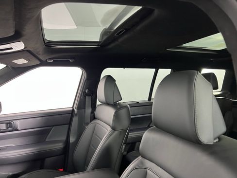 Used 2025 Hyundai Santa Fe Calligraphy image 27