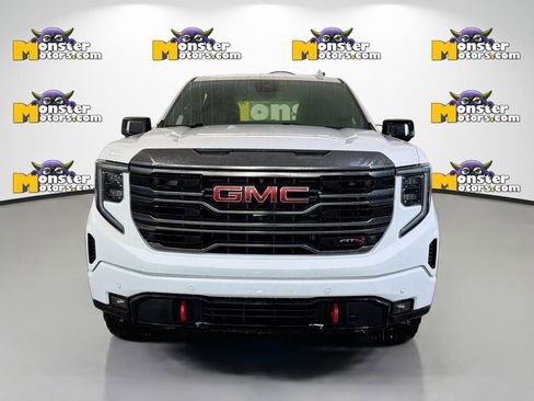 Used 2022 GMC Sierra 1500 AT4 w/ Sierra Safety Plus Package AWD/4WD image 2