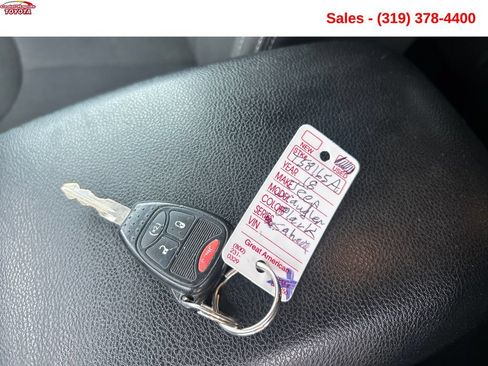 Used 2018 Jeep Wrangler Unlimited Sahara AWD/4WD image 23