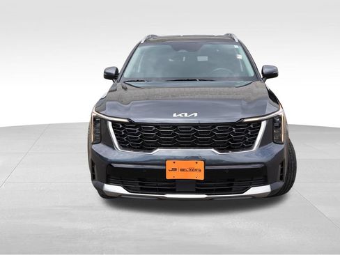 Certified 2024 Kia Sorento S w/ Panoramic Sunroof Package AWD/4WD image 12