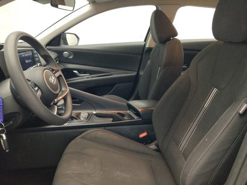 Used 2021 Hyundai Elantra SEL image 17