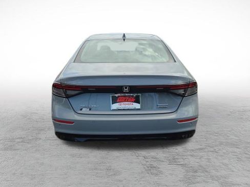 Used 2023 Honda Accord Touring image 7