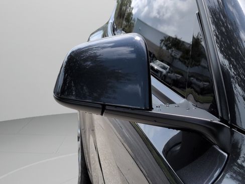 Used 2024 Tesla Model Y 2WD image 14