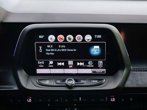 Used 2017 Chevrolet Camaro SS image 15