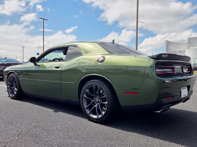 Used 2023 Dodge Challenger R/T Scat Pack RWD image 6