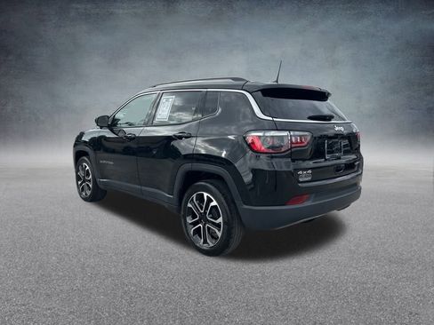 Certified 2022 Jeep Compass Limited image 6