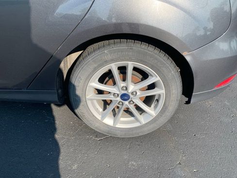 Used 2017 Ford Focus SE FWD image 20