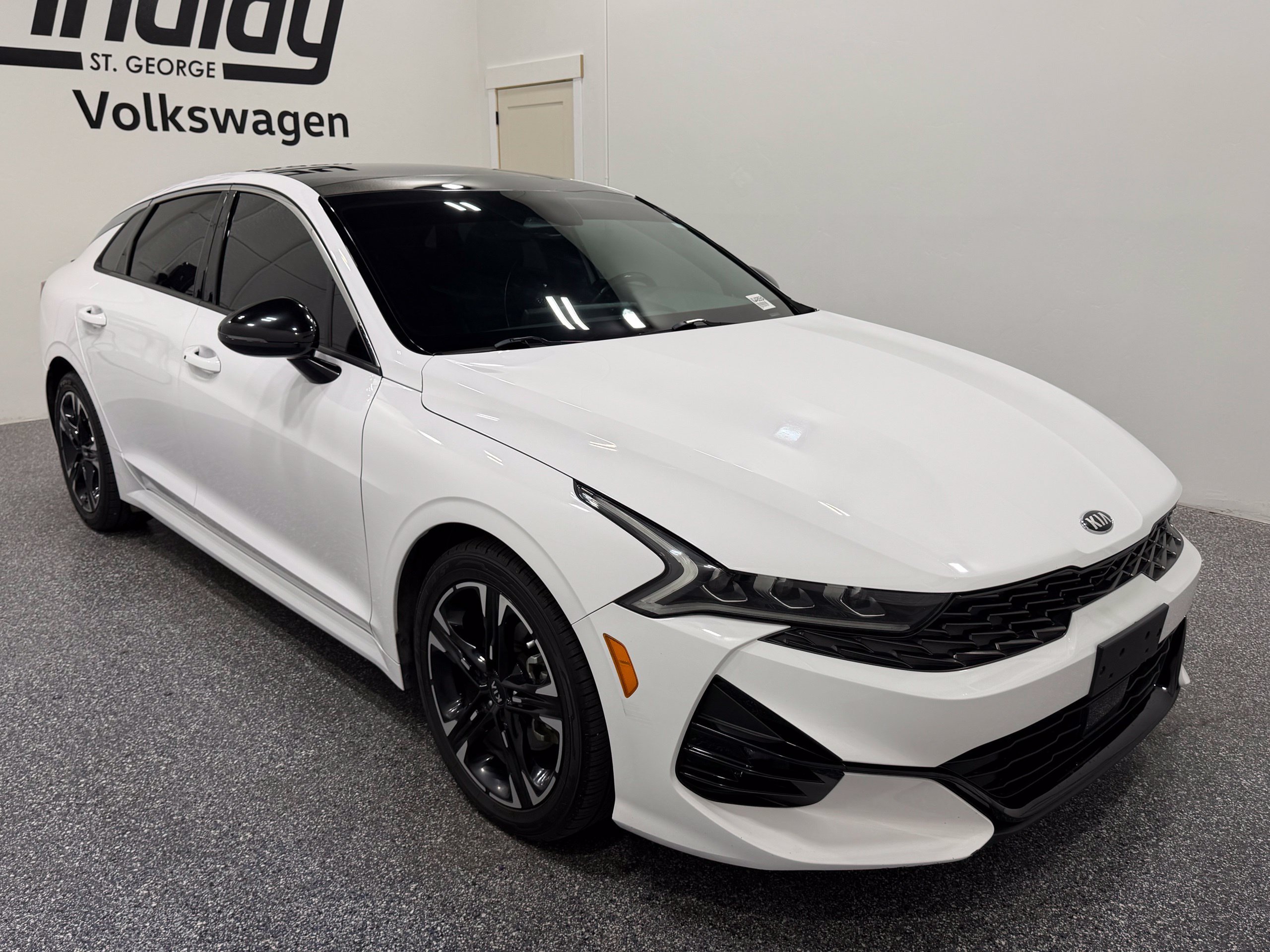 Used 2021 Kia K5 GT-Line w/ GT-Line FWD Premium Package image 9