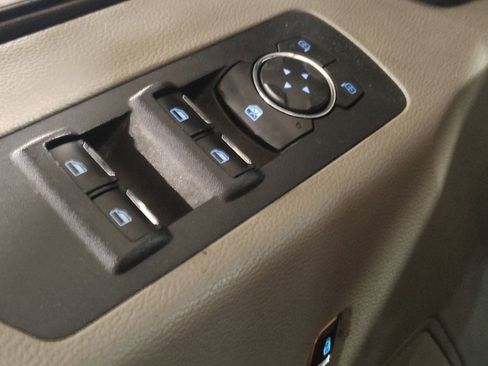 Used 2016 Ford F150 XLT RWD image 27