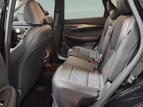 Certified 2025 INFINITI QX50 Luxe w/ Accent Package image 77