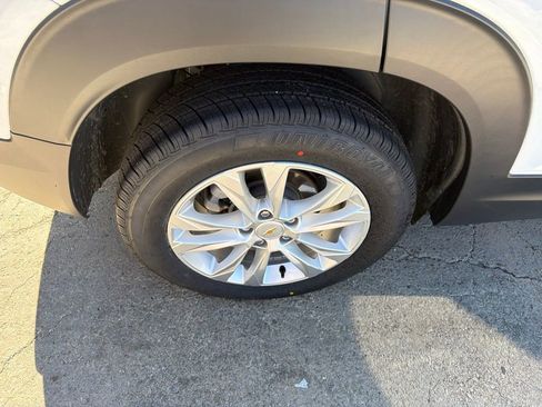 Certified 2023 Chevrolet TrailBlazer LS FWD image 4