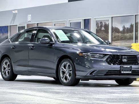 Used 2024 Honda Accord EX image 6