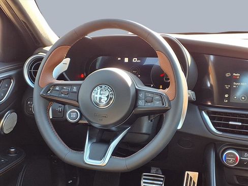 New 2025 Alfa Romeo Giulia image 12