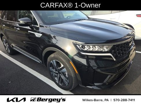 Certified 2023 Kia Sorento EX image 3