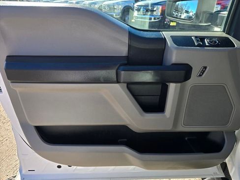 Used 2021 Ford F550 4x4 Regular Cab Super Duty image 10