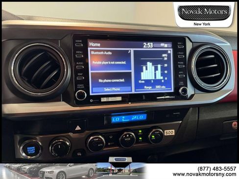 Used 2023 Toyota Tacoma SR5 AWD/4WD image 23