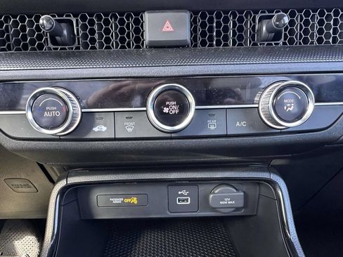 Used 2025 Honda CR-V LX image 23
