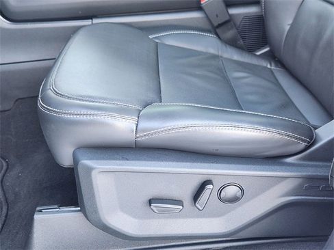 Used 2025 Ford Expedition Platinum w/ Stealth Appearance Package image 24