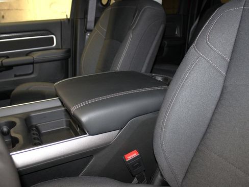 New 2026 RAM 2500 Big Horn AWD/4WD image 25