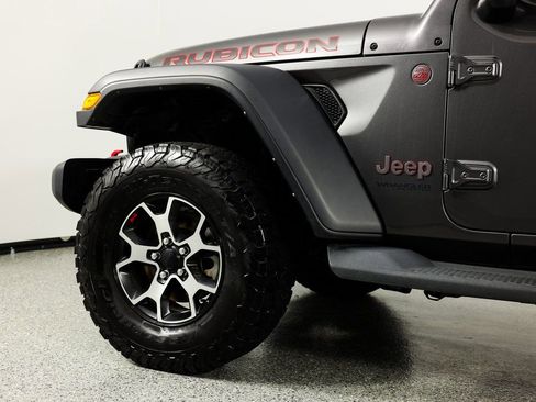 Used 2021 Jeep Wrangler Unlimited Rubicon w/ Cold Weather Group image 8