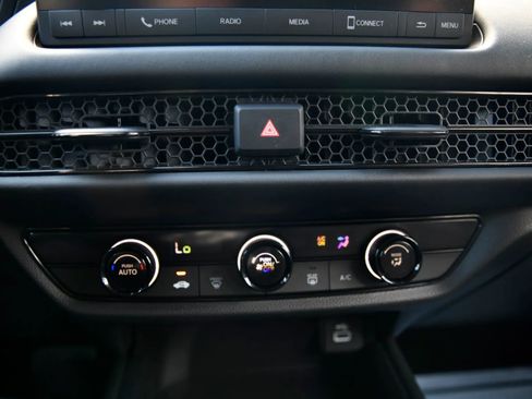 Used 2023 Honda HR-V LX image 19