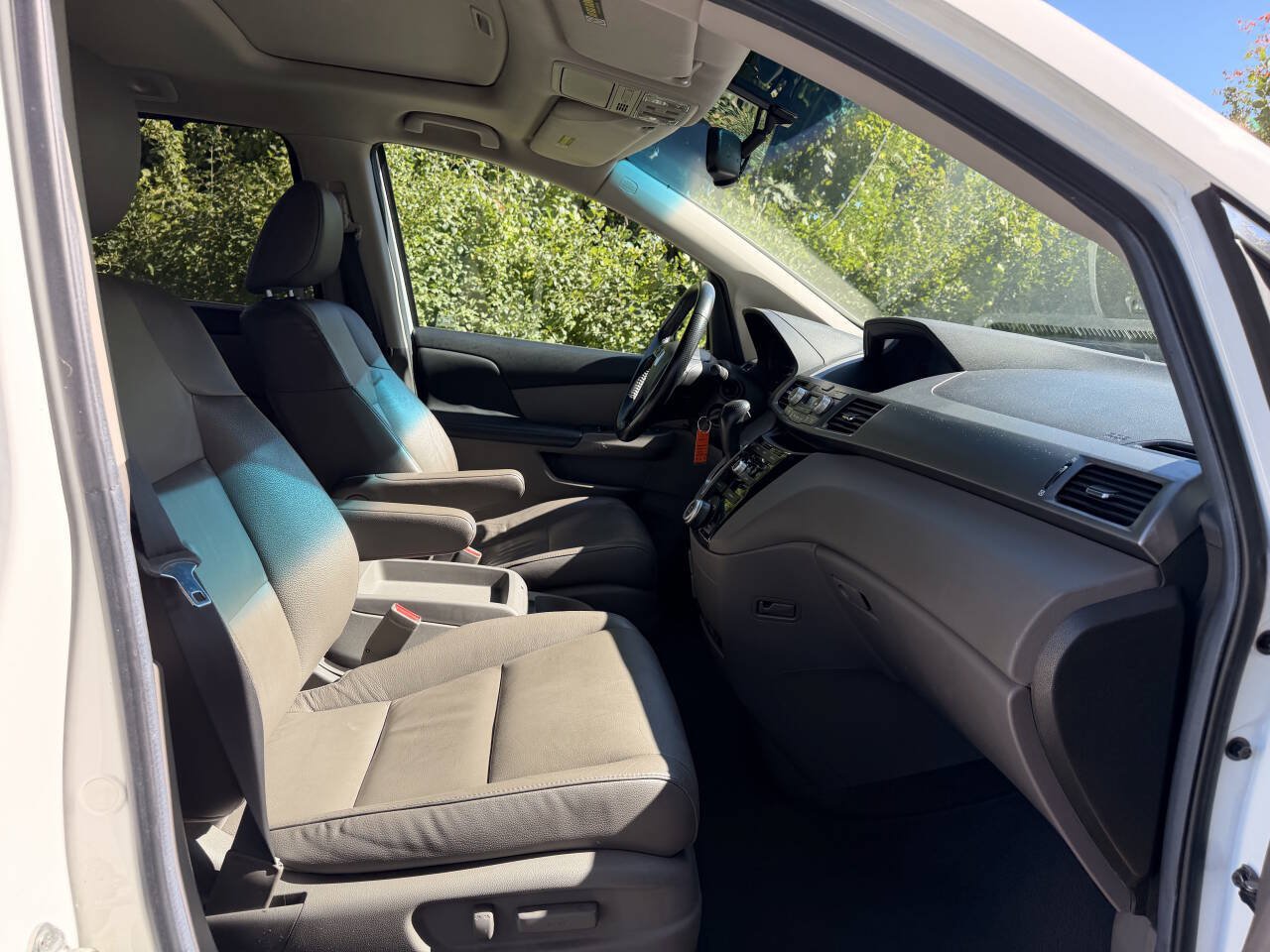 Used 2012 Honda Odyssey EX-L image 28