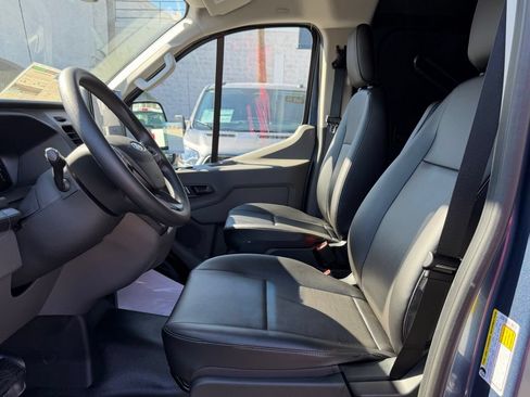 New 2026 Ford Transit 150 Low Roof RWD image 19