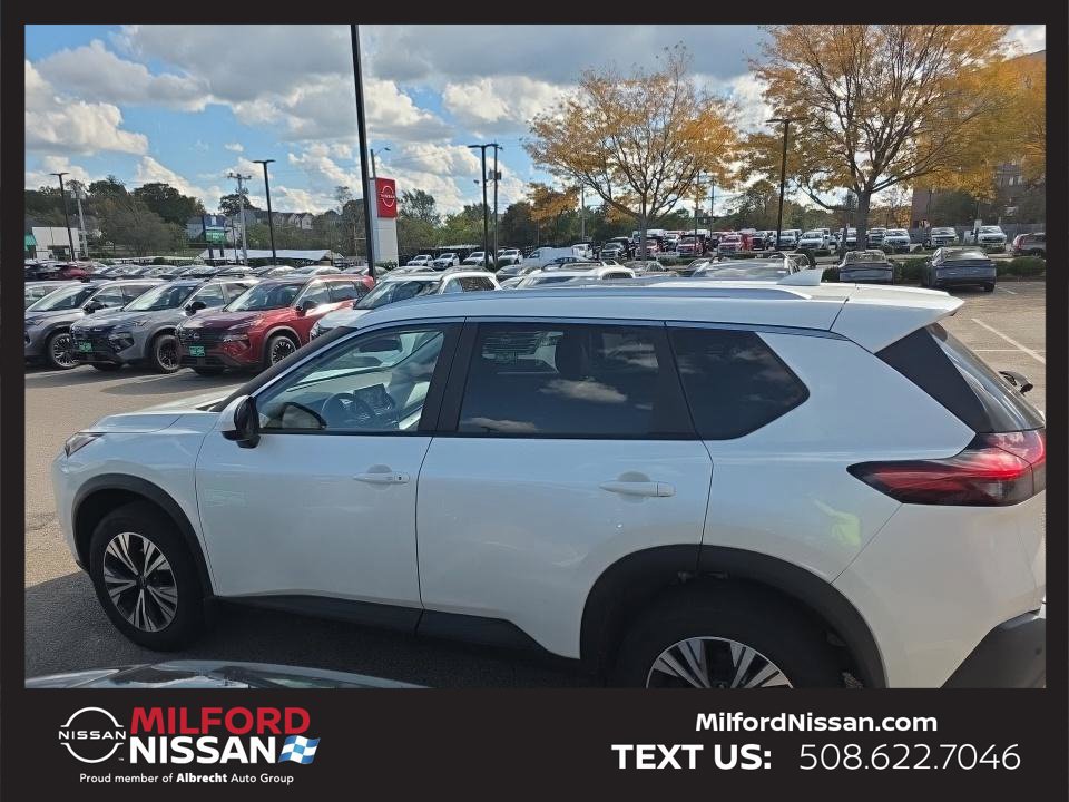 Certified 2023 Nissan Rogue SV w/ SV Premium B Package AWD/4WD image 2