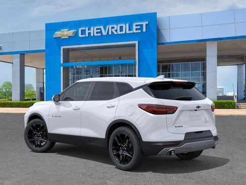 New 2025 Chevrolet Blazer LT w/ LPO, Black Grille Bar Package image 27