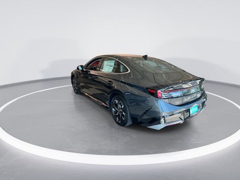 Used 2025 Hyundai Sonata SEL AWD/4WD image 6