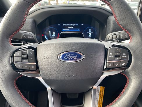 New 2026 Ford Explorer ST image 10